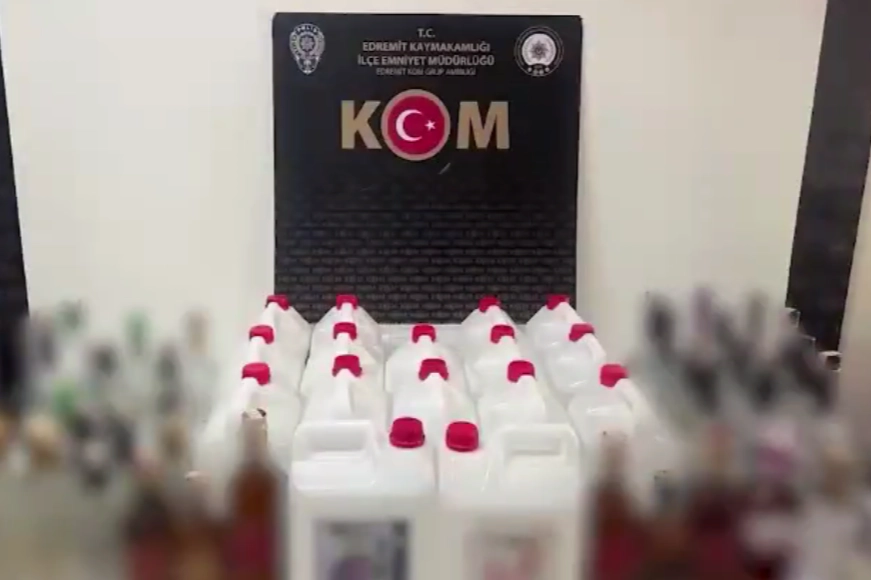Sahte alkollere İçişleri'nden 'Çengel' 