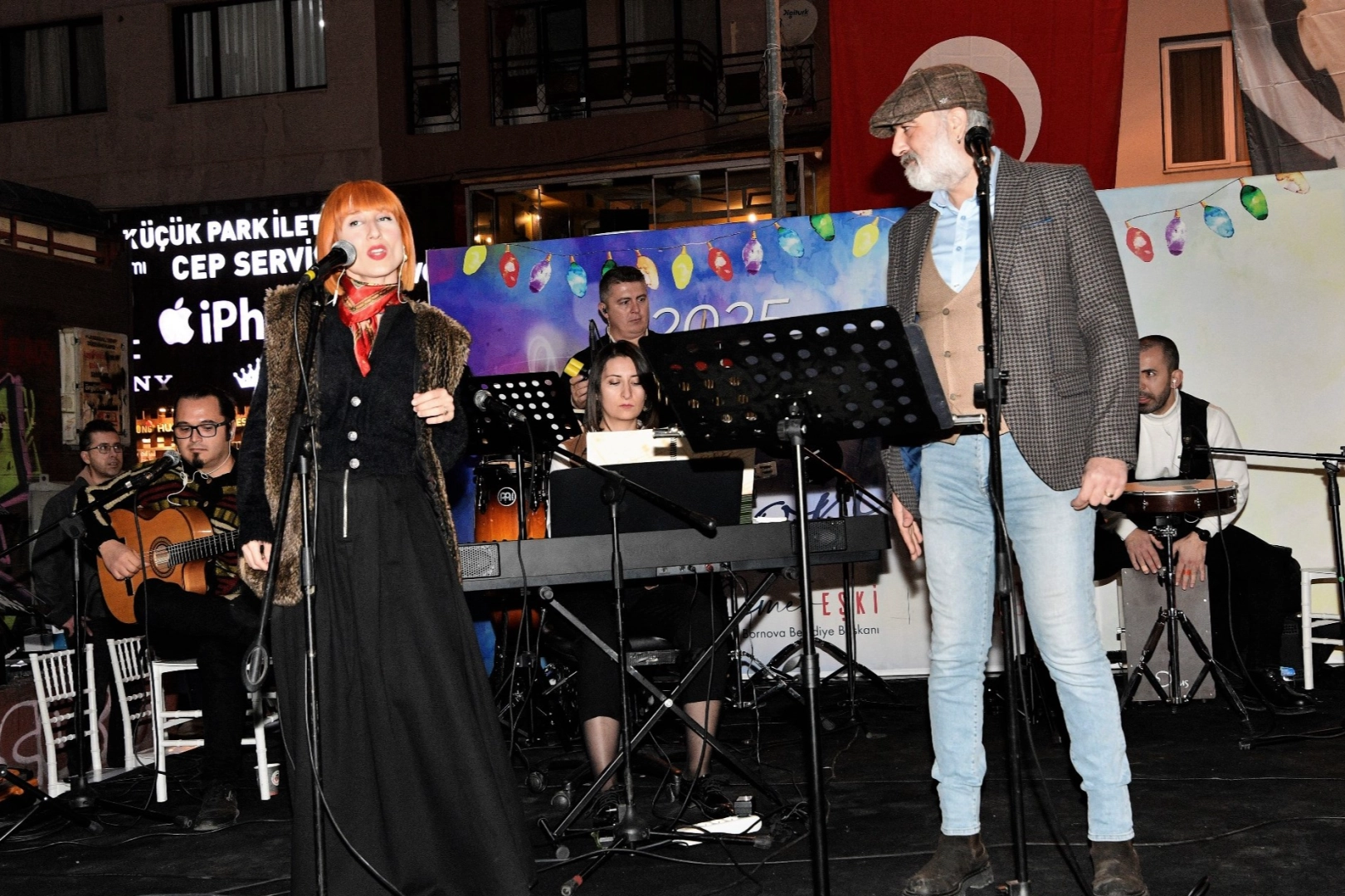 İzmir Bornova'da 'Yeni Yıl' coşkusu 