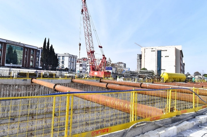 İzmir'de Buca Metrosu'nda tünel kazıları sürüyor 