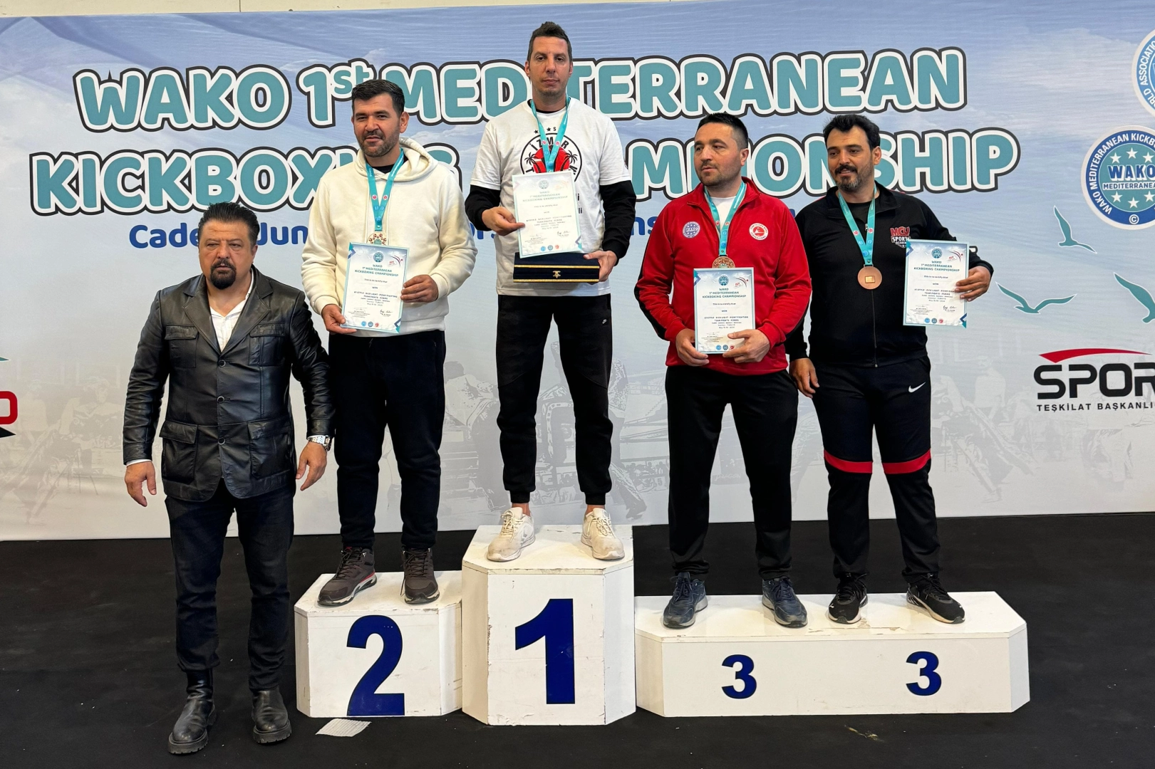 Bostanlıspor 2024'te 4 branşta 43 madalya kazandı 