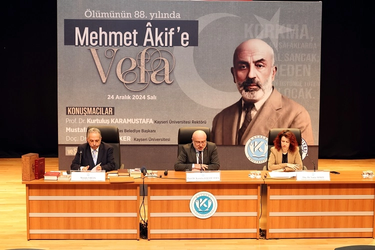 Mehmet Akif Ersoy'a Kayseri Talas'ta vefa 