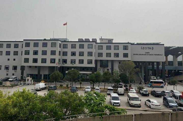 İzotaş İzmir Otogarı yenileniyor 