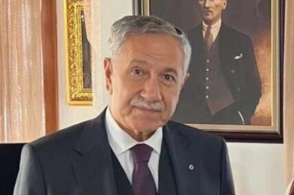 Arınç ailesinden 'Etik Değerler Vakfı' 
