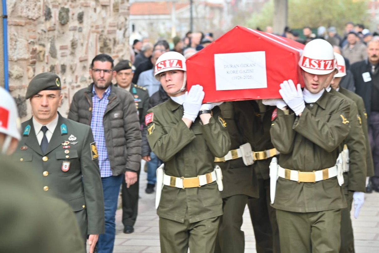 Kore Gazisi Özkan sonsuzluğa uğurlandı 