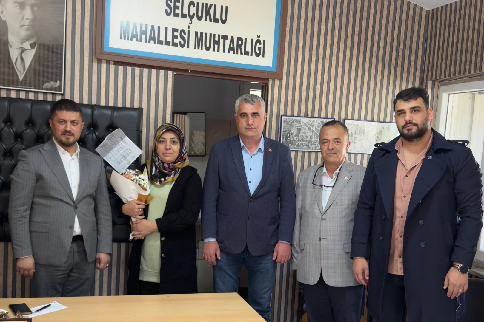 MHP Onikişubat’tan ilçenin kadın muhtarlarına ziyaret 