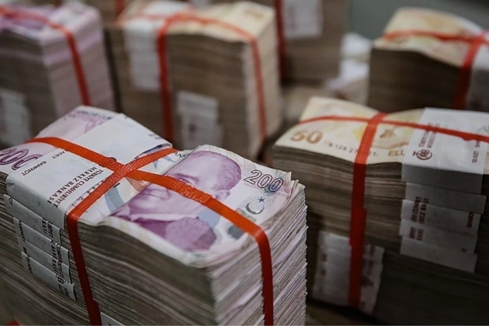 Kalkınma ve yatırım bankalarına yeni fon yönetmeliği 