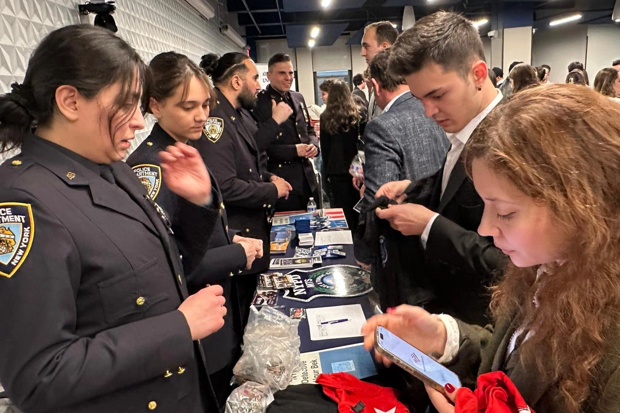 New York'ta Türk öğrencilerden kariyer fuarı 