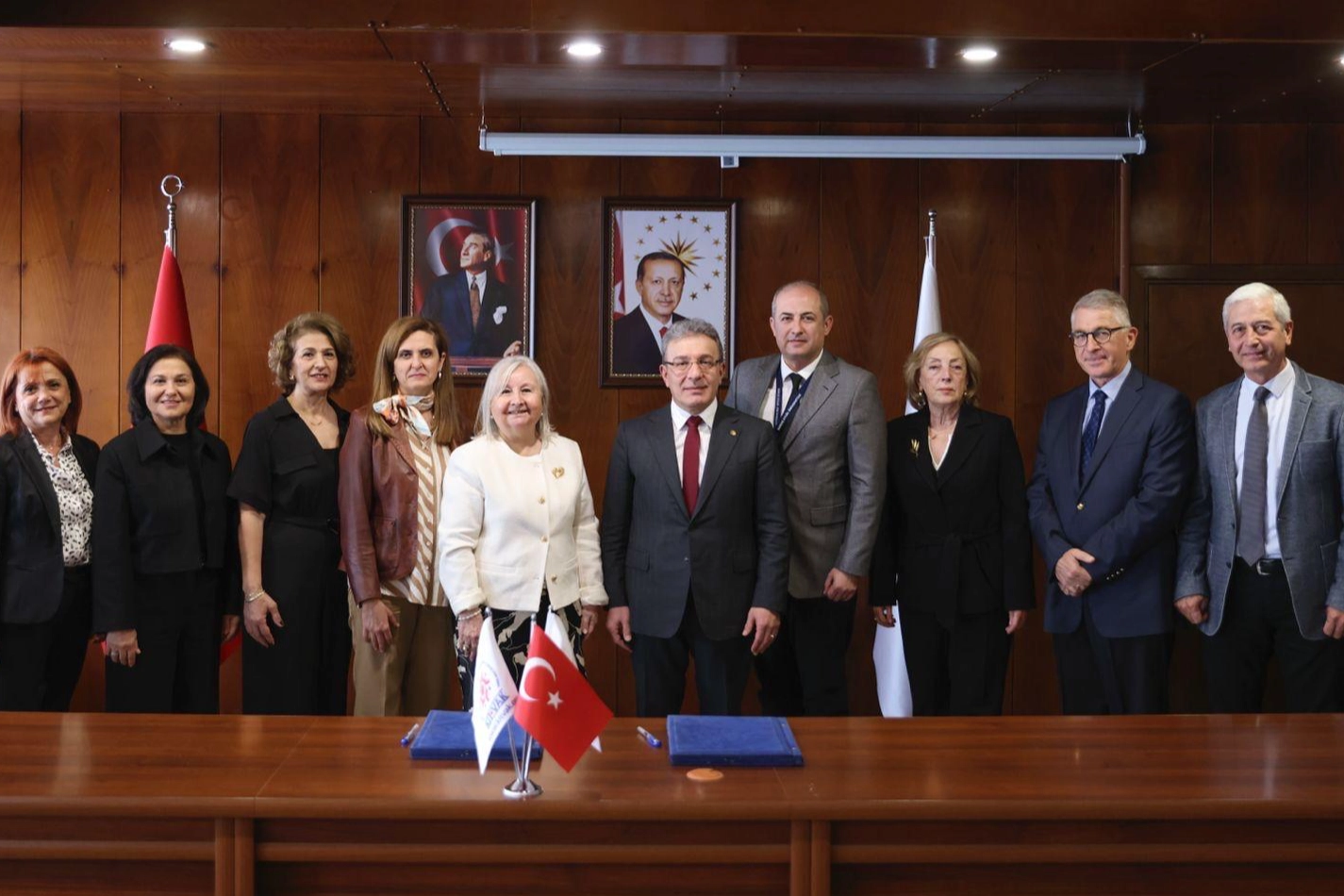 DEÜ onkoloji araştırmalarına kitvak desteği 