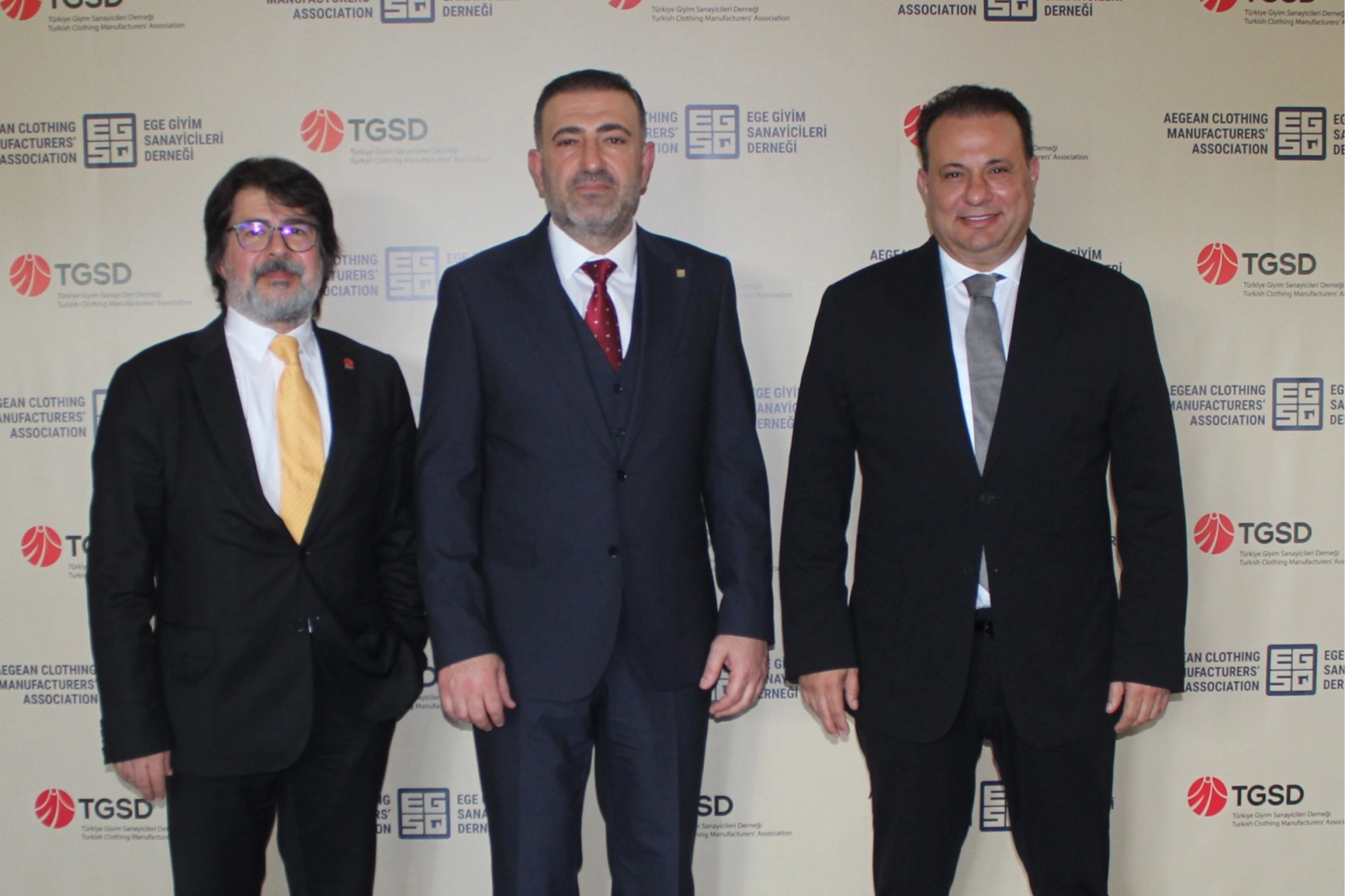 Hazır giyim sektöründen katma değer ve ihracat hamlesi çağrısı 