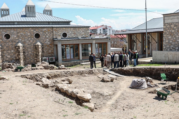 Sivas'ta Kale çalışmaları devam ediyor 