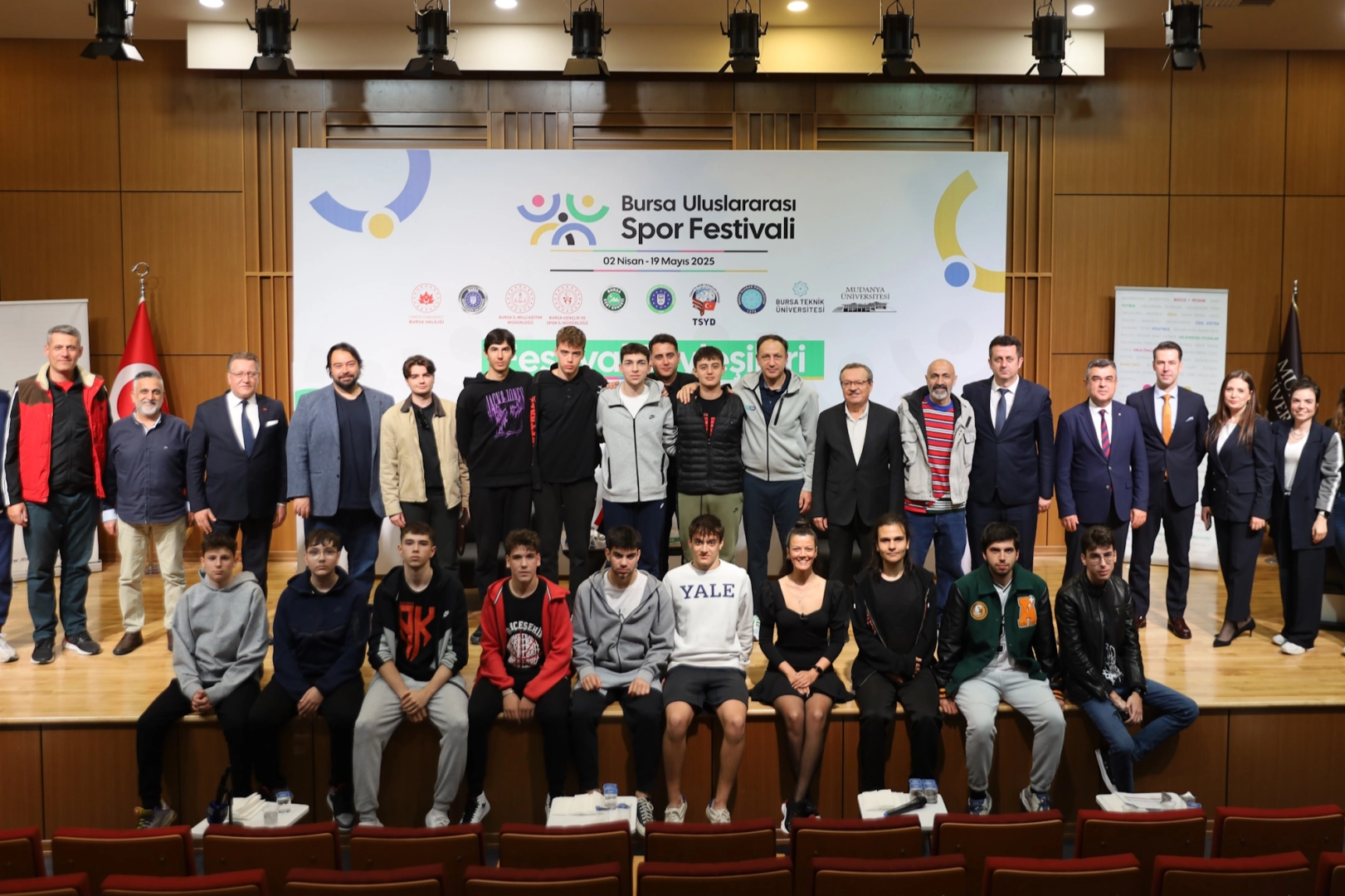 Orhun Ene, Bursa Uluslararası Spor Festivali’nin konuğu oldu 