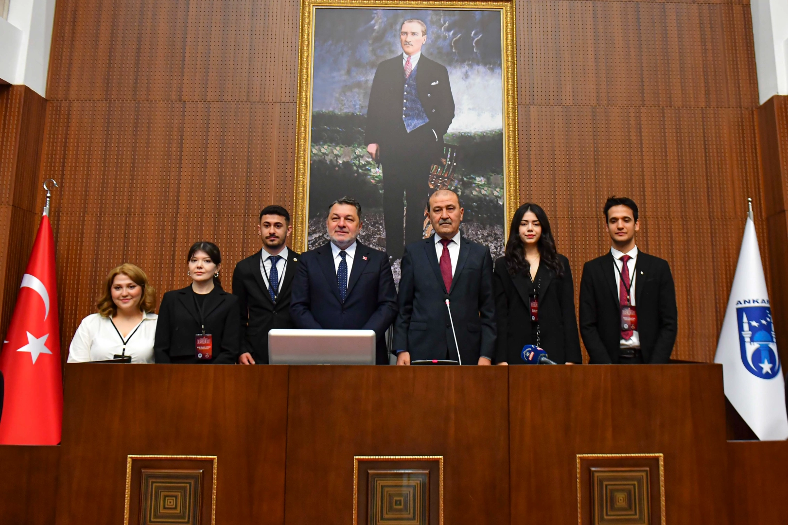 ABB Meclisi gençlere emanet edildi 
