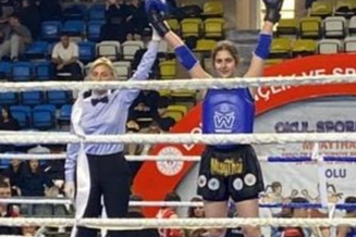 Kocaeli Gölcük'ten bir Türkiye şampiyonu daha çıktı 