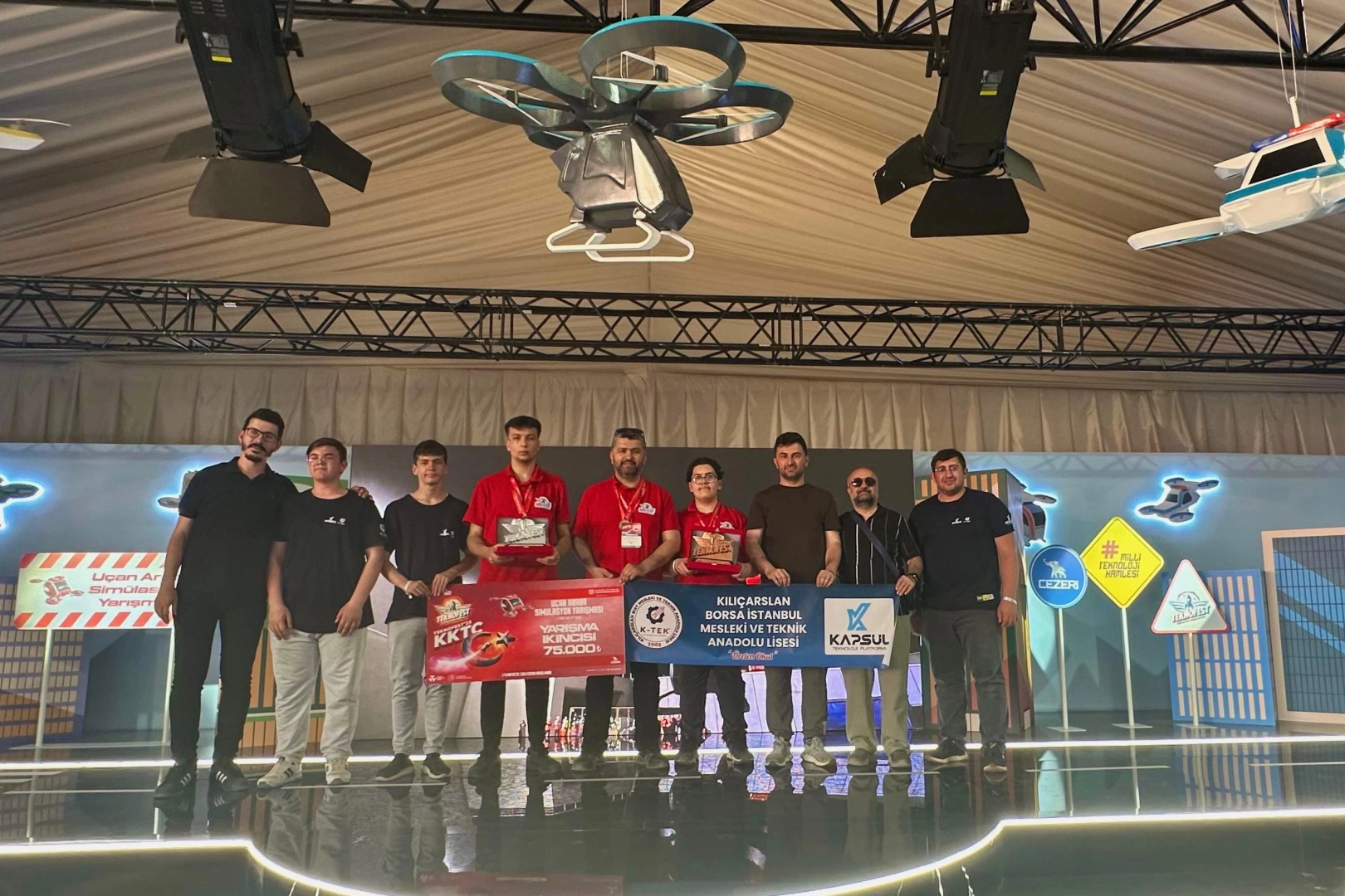 Kapsül'e KKTC'de çifte ödül 