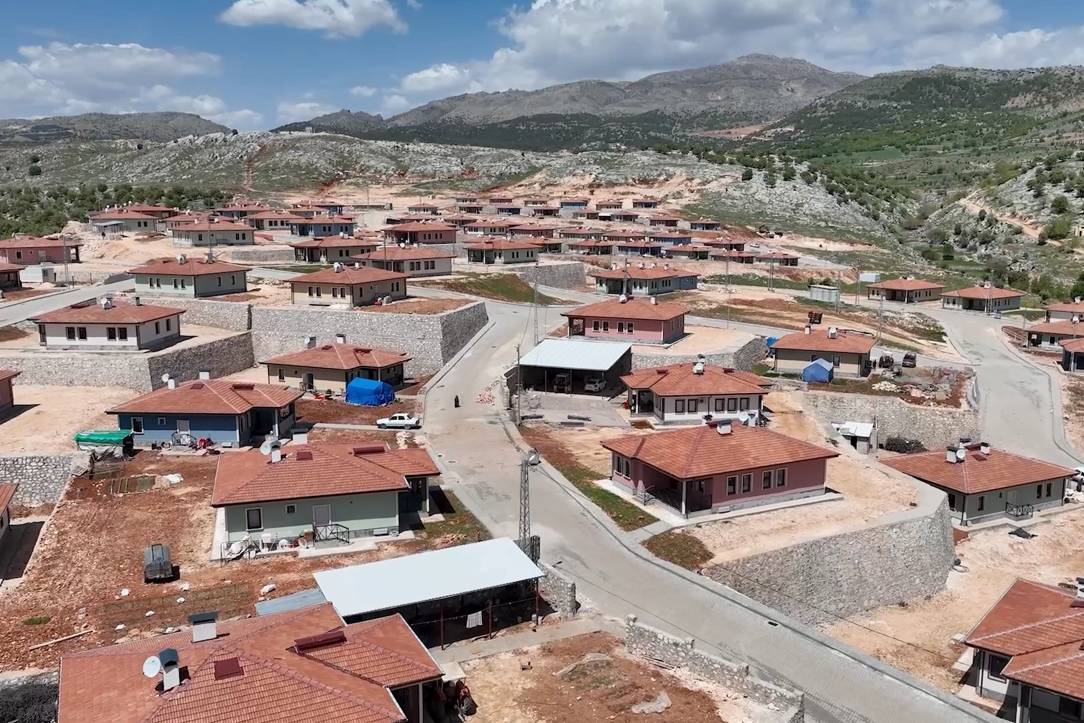Adıyaman'ın Zey Köyü yeniden kuruldu 