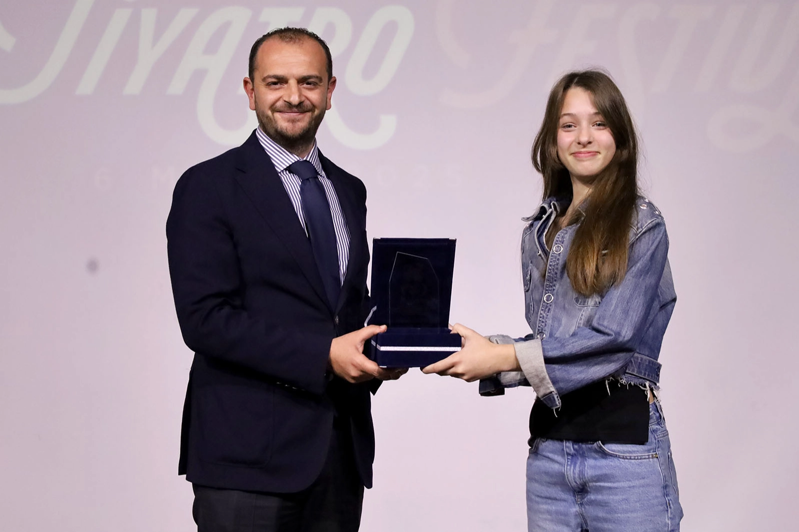 Liseler Arası Tiyatro Festivali’nde kazananlar belli oldu 