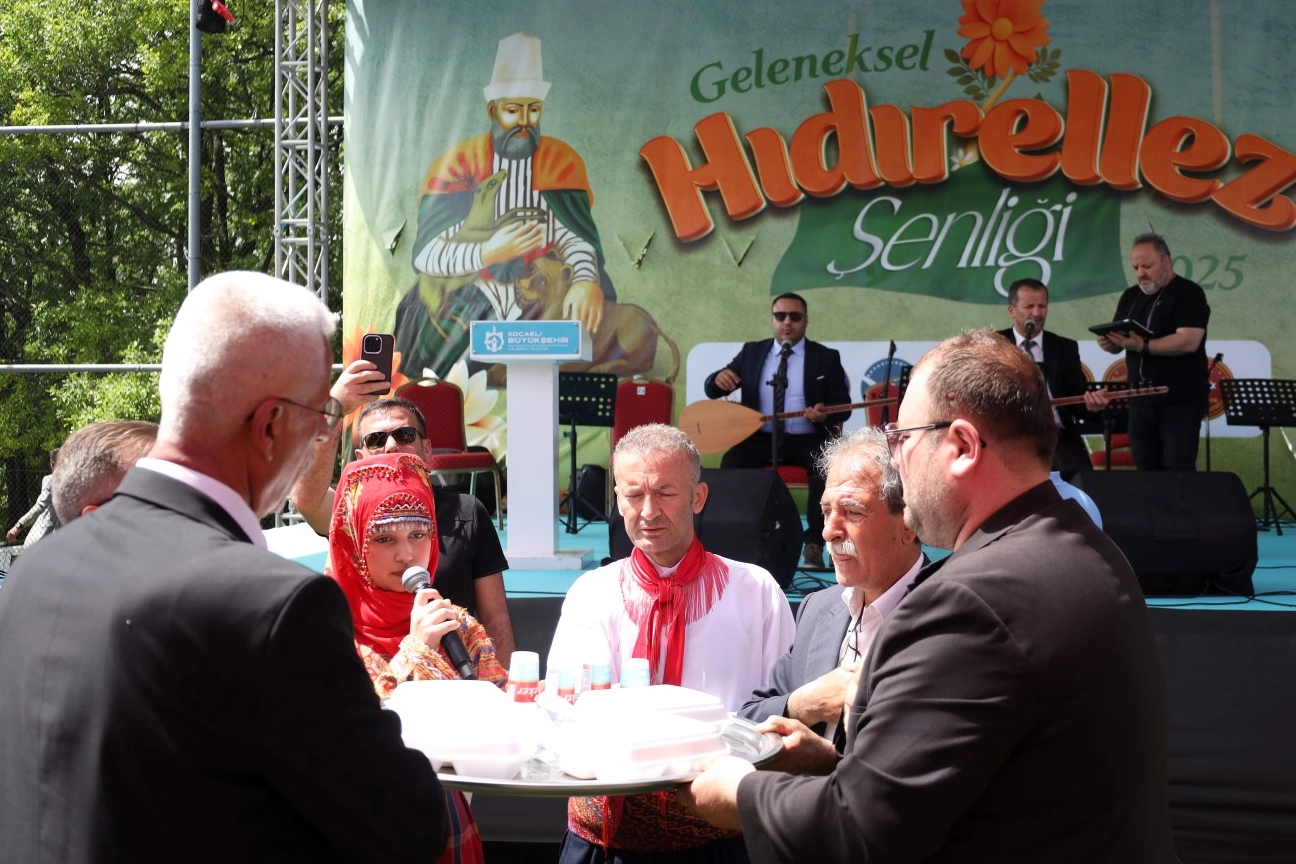Kocaeli’nde Hıdırellez Şenlikleri Büyükşehir’le renkli geçti 