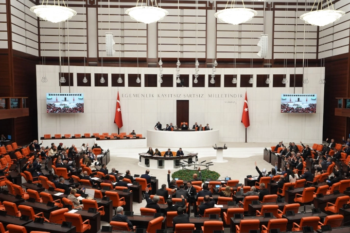 TBMM'deki kanun teklifinde 9 madde daha kabul edildi 