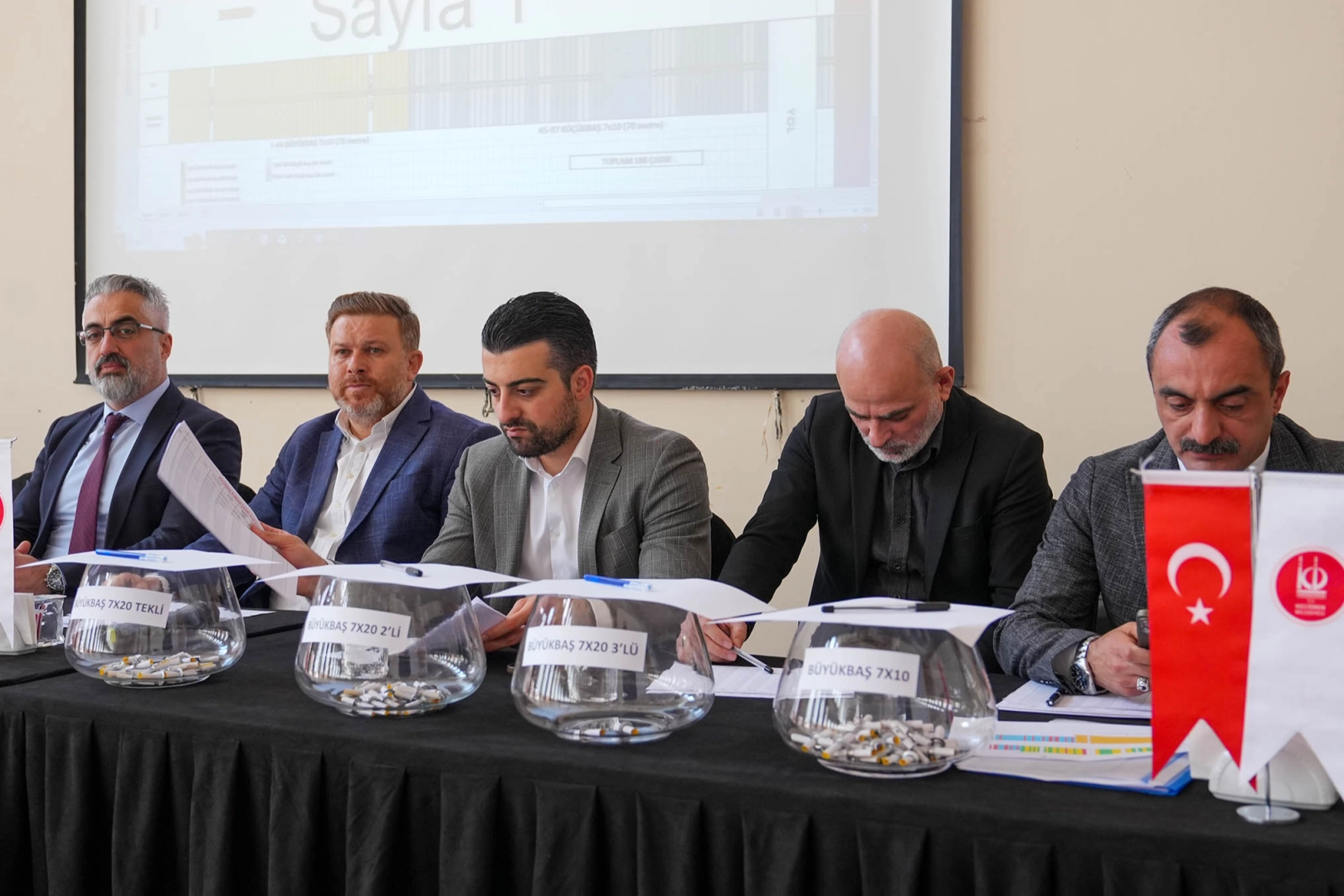 Ankara'da kurban satış yerleri kura ile belirlendi 