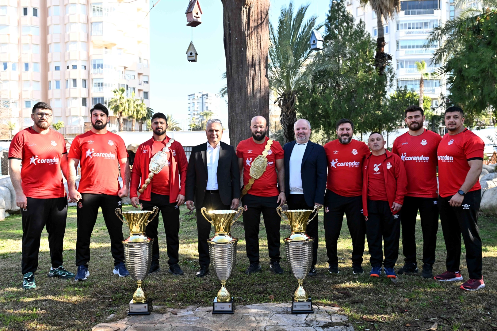 Antalya Muratpaşa Spor Kulübü'nde görev bölümü yapıldı 