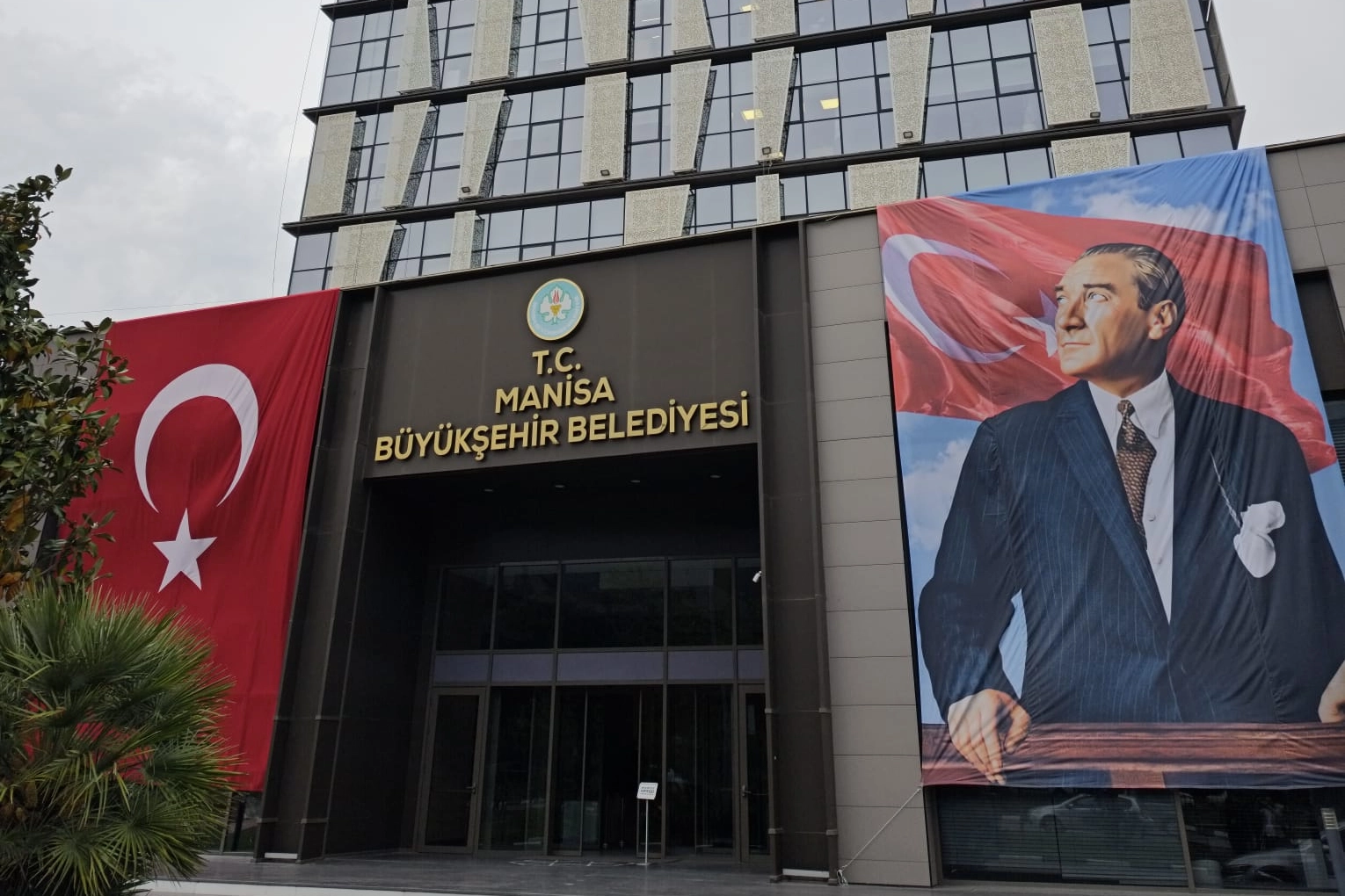 Manisa Büyükşehir'den dolandırıcılık uyarısı 