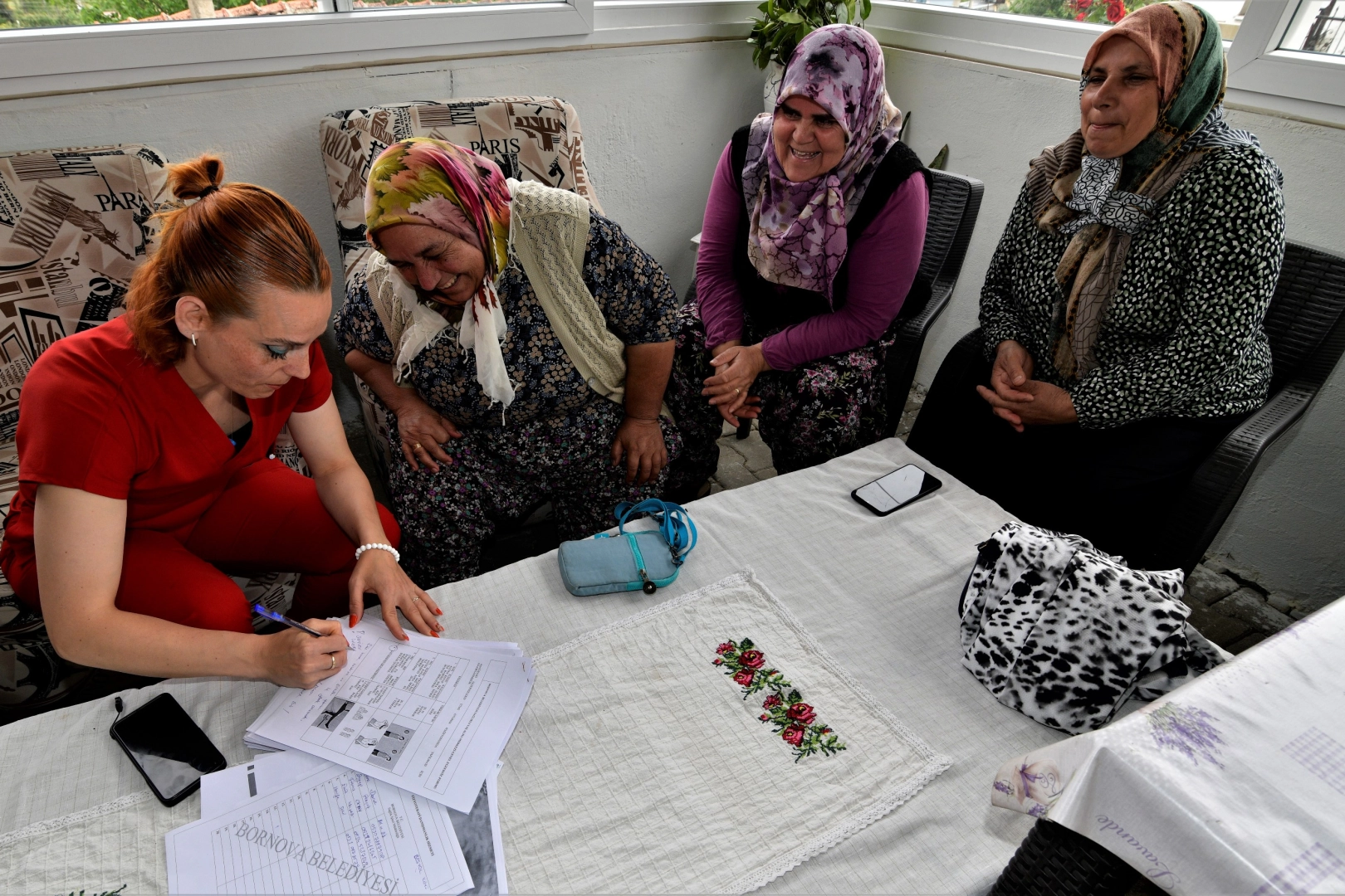 İzmir Bornova'da sağlık eğitimi köylerde 