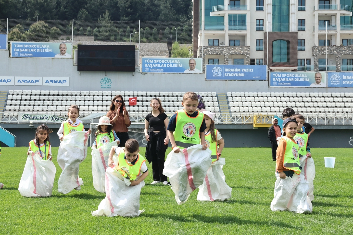 Bursa Nilüfer’de miniklerden tatlı mücadele 