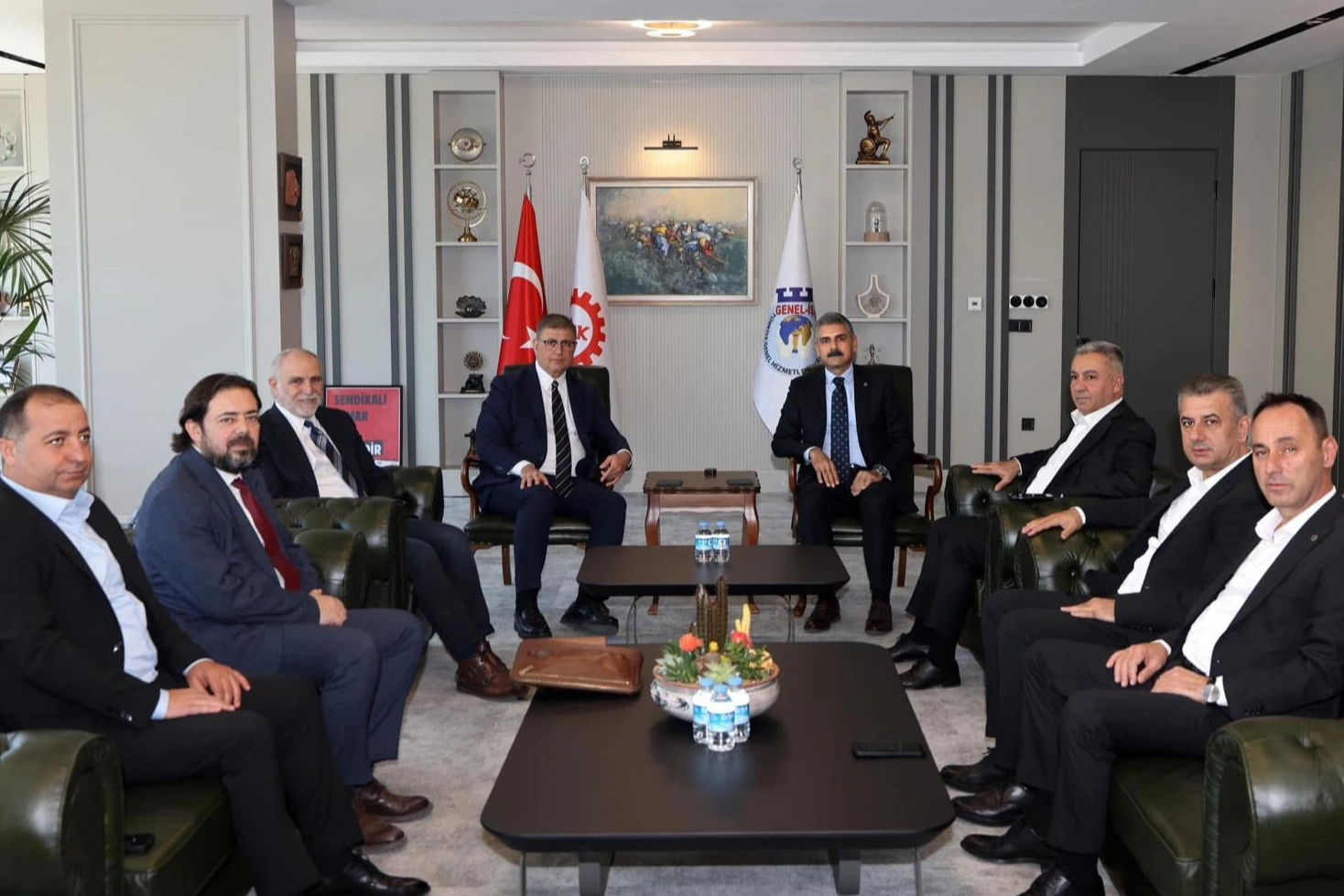 Başkan Tugay’dan Ankara’da sendikalara ziyaret 