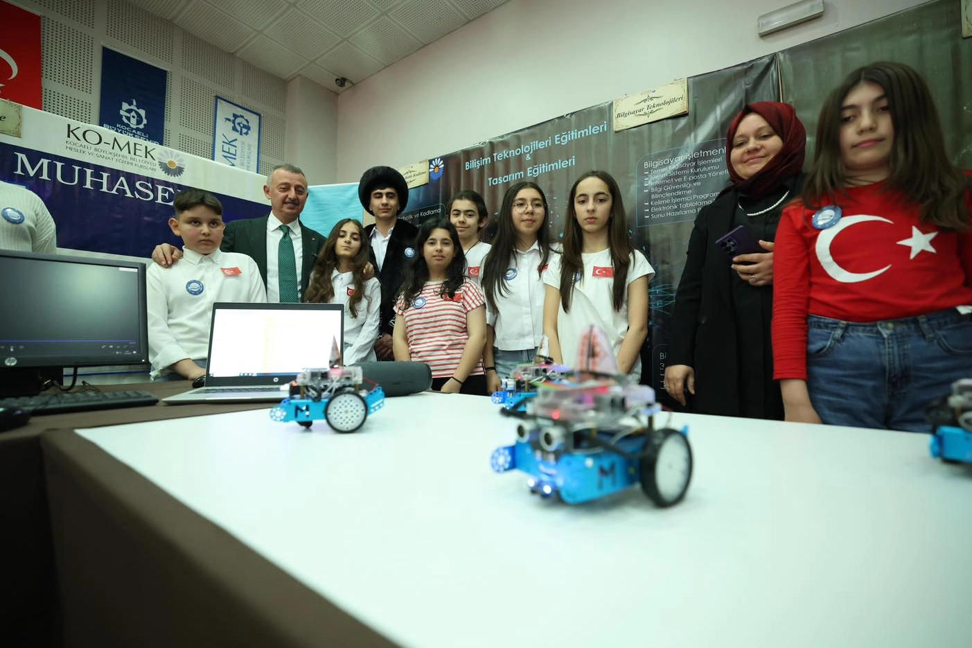 KO-MEK Gebze sergisinde eserler görücüye çıktı 
