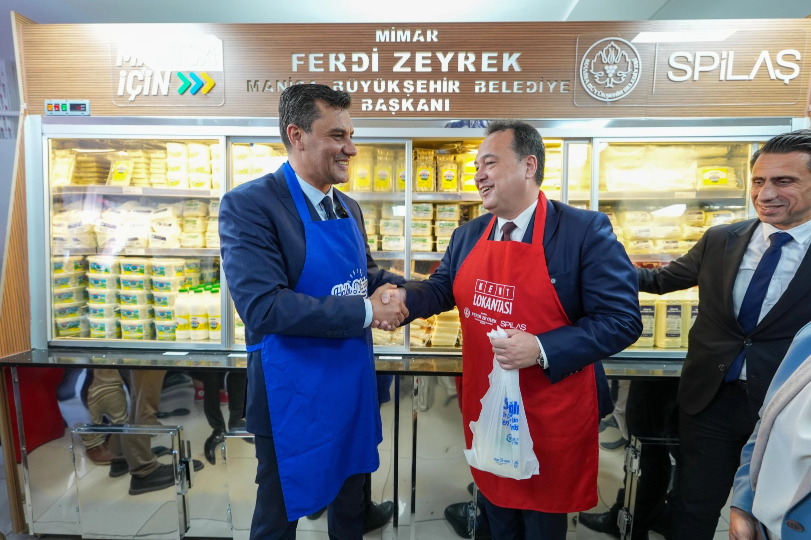 Manisa'da Kent Lokantası ve Halk Mandıra Akhisar’da hizmete açıldı 