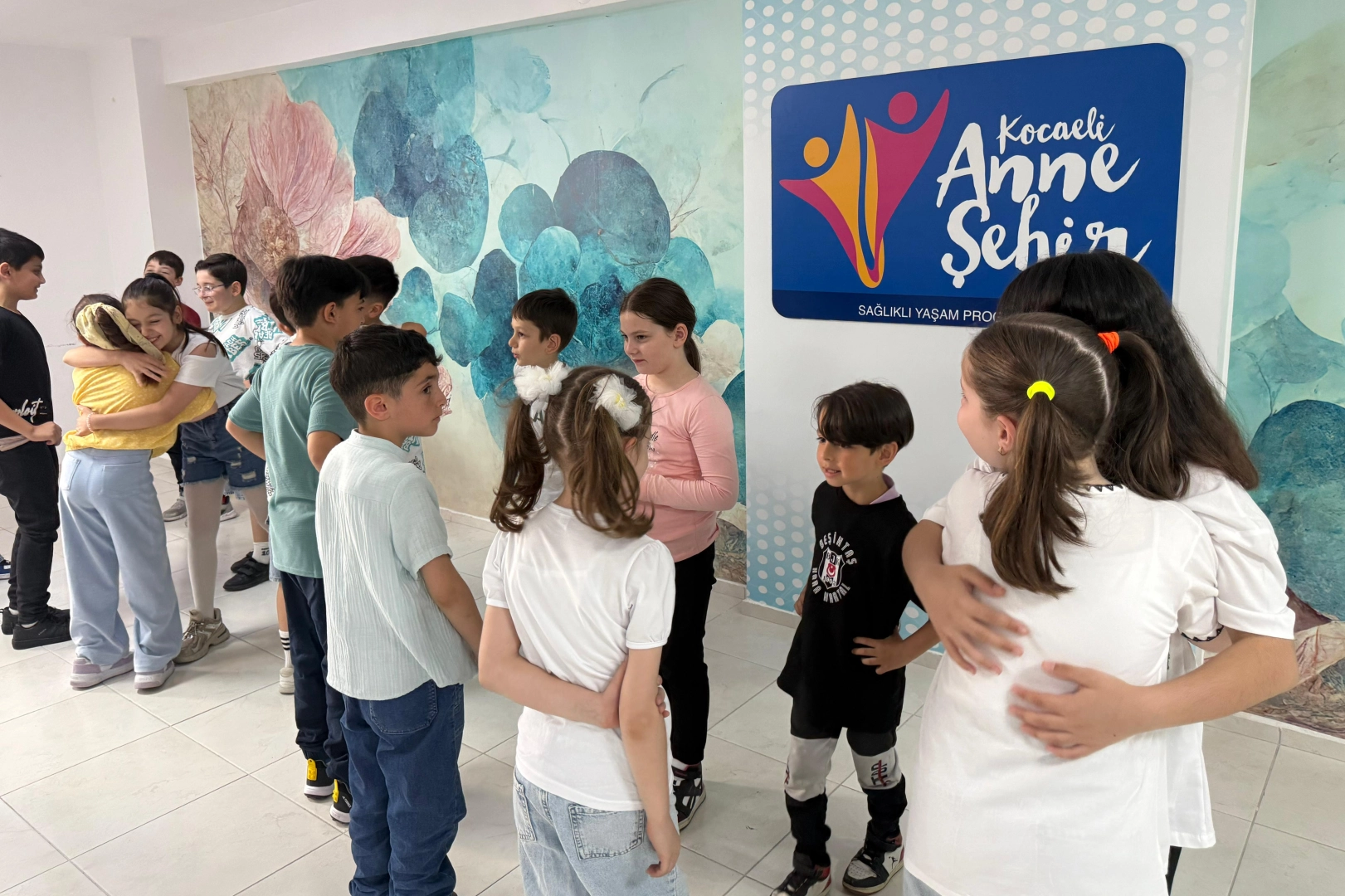 Kocaeli'de 'Anne Şehir' ile adım adım hayata 