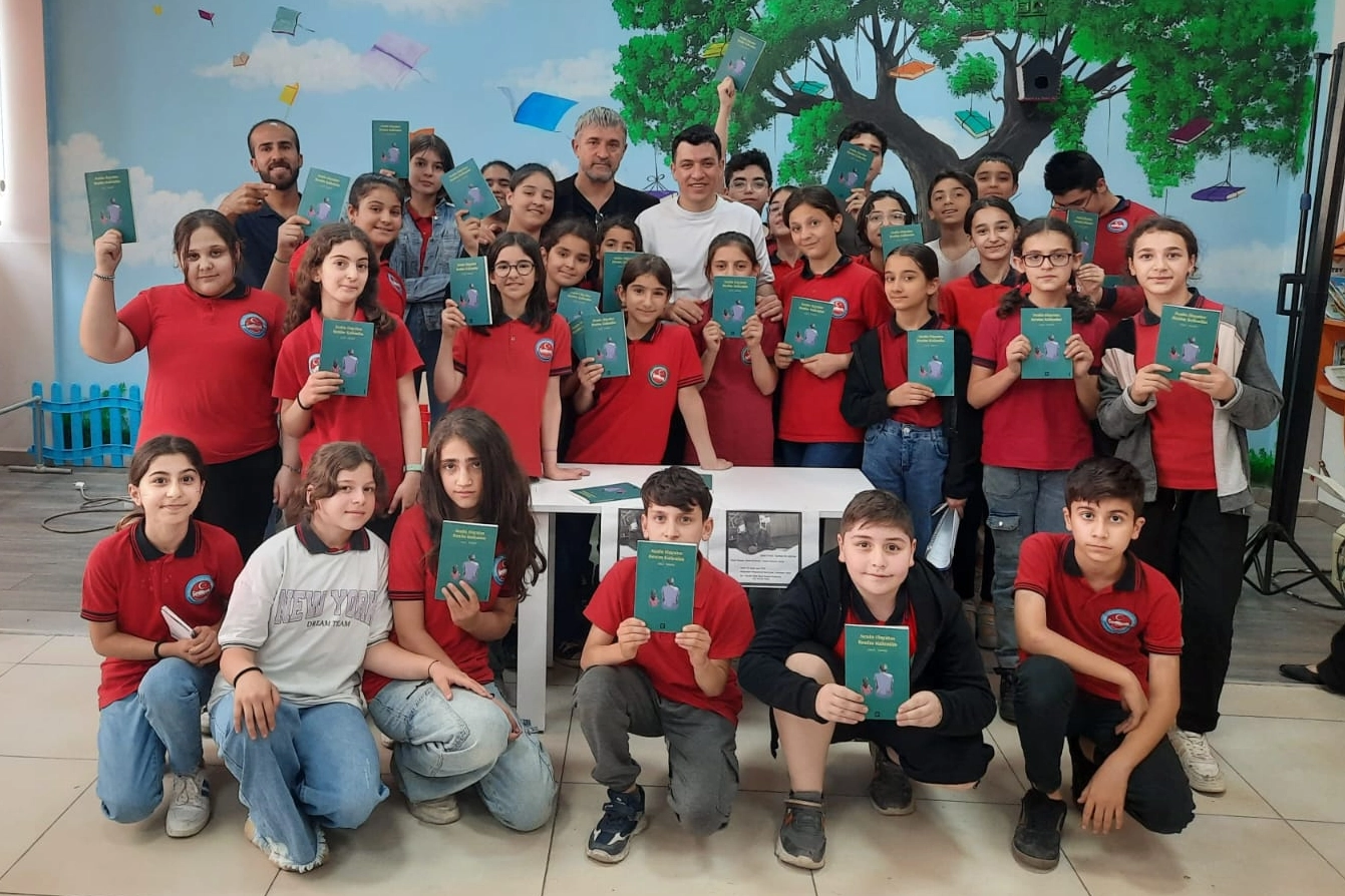 Mardin'de 'Yaman' yazar öğrencilerle buluştu 