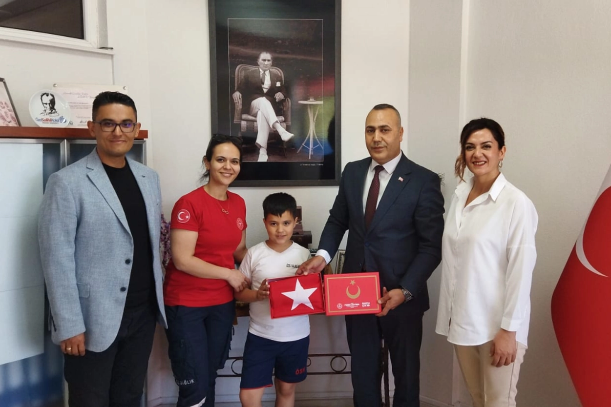 Manisa Büyükşehir, Şehit Süleyman Gür’ün oğlunun özel gününü unutmadı 
