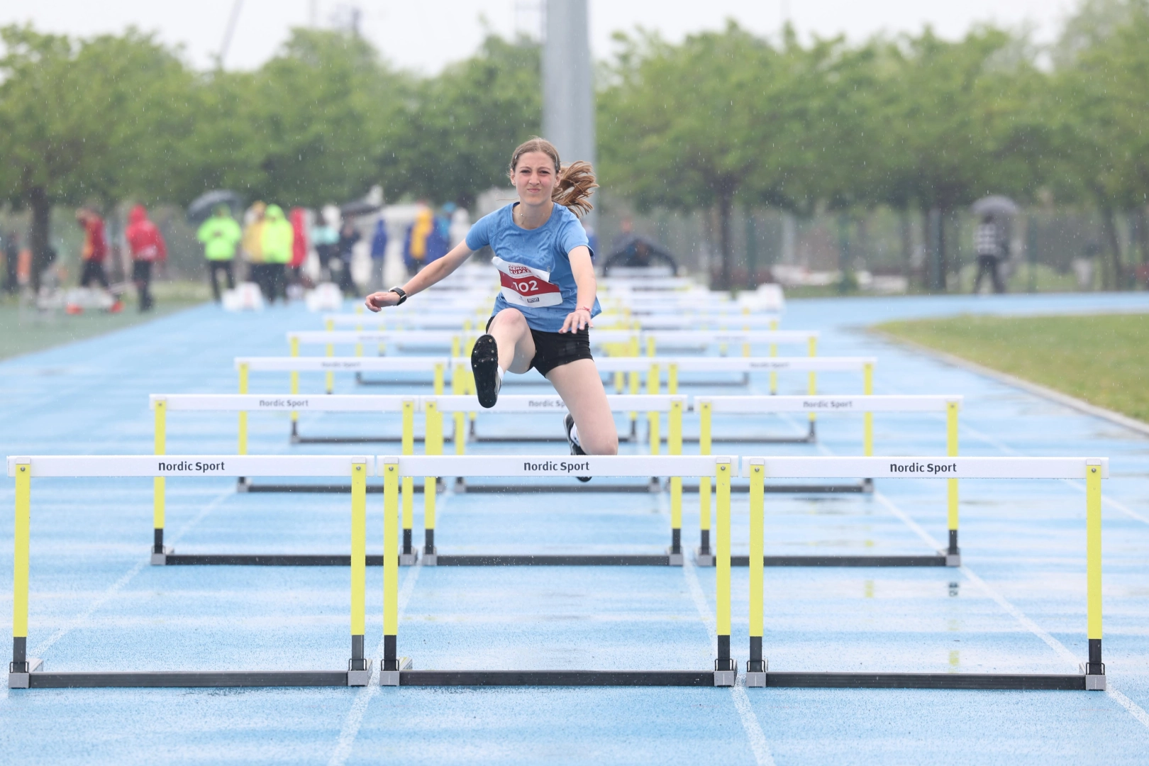 İstanbul'da 19 Mayıs coşkusu atletizm pistine taştı 