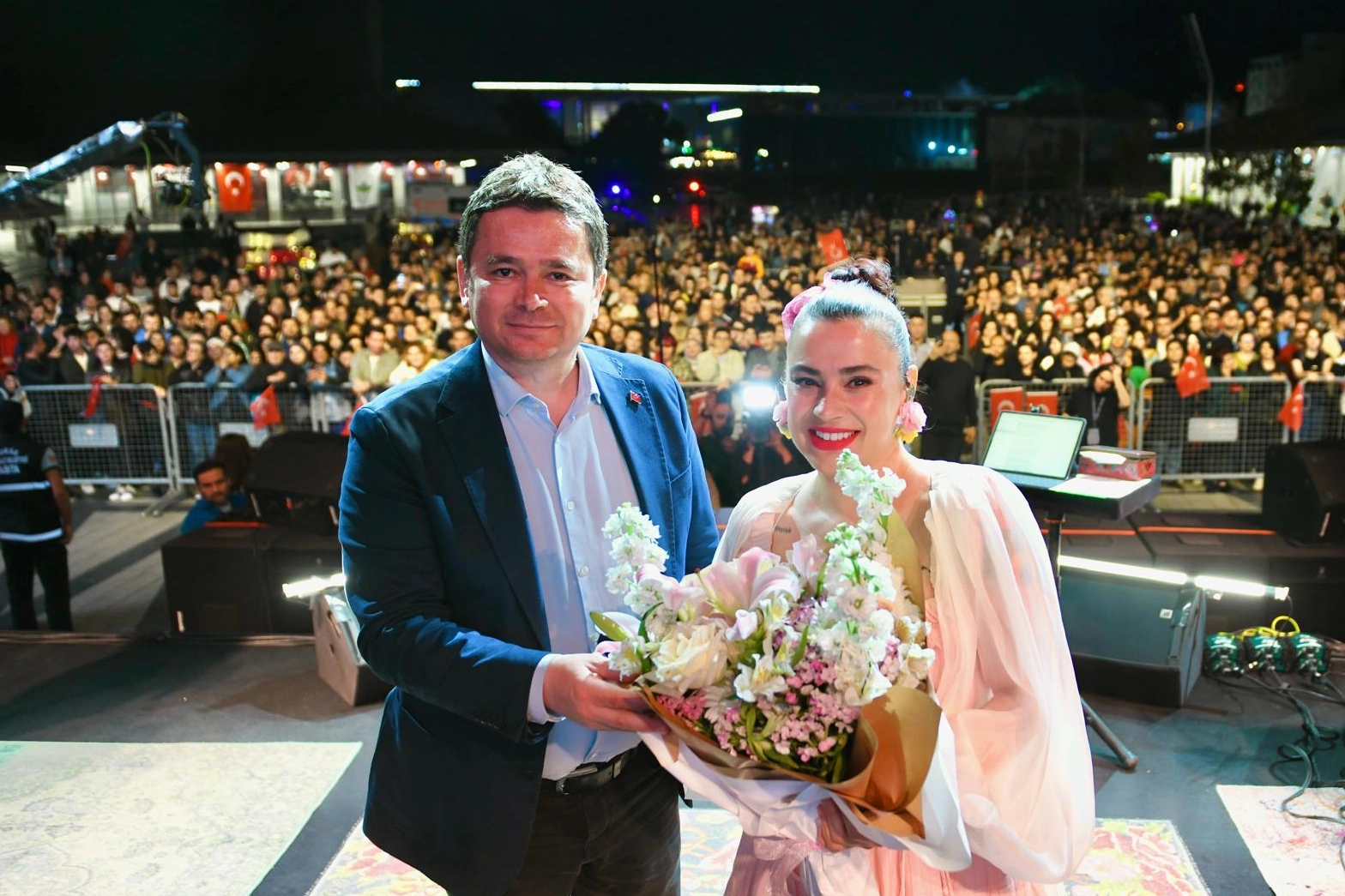 Bursa Osmangazi'de 19 Mayıs'a çifte konser 