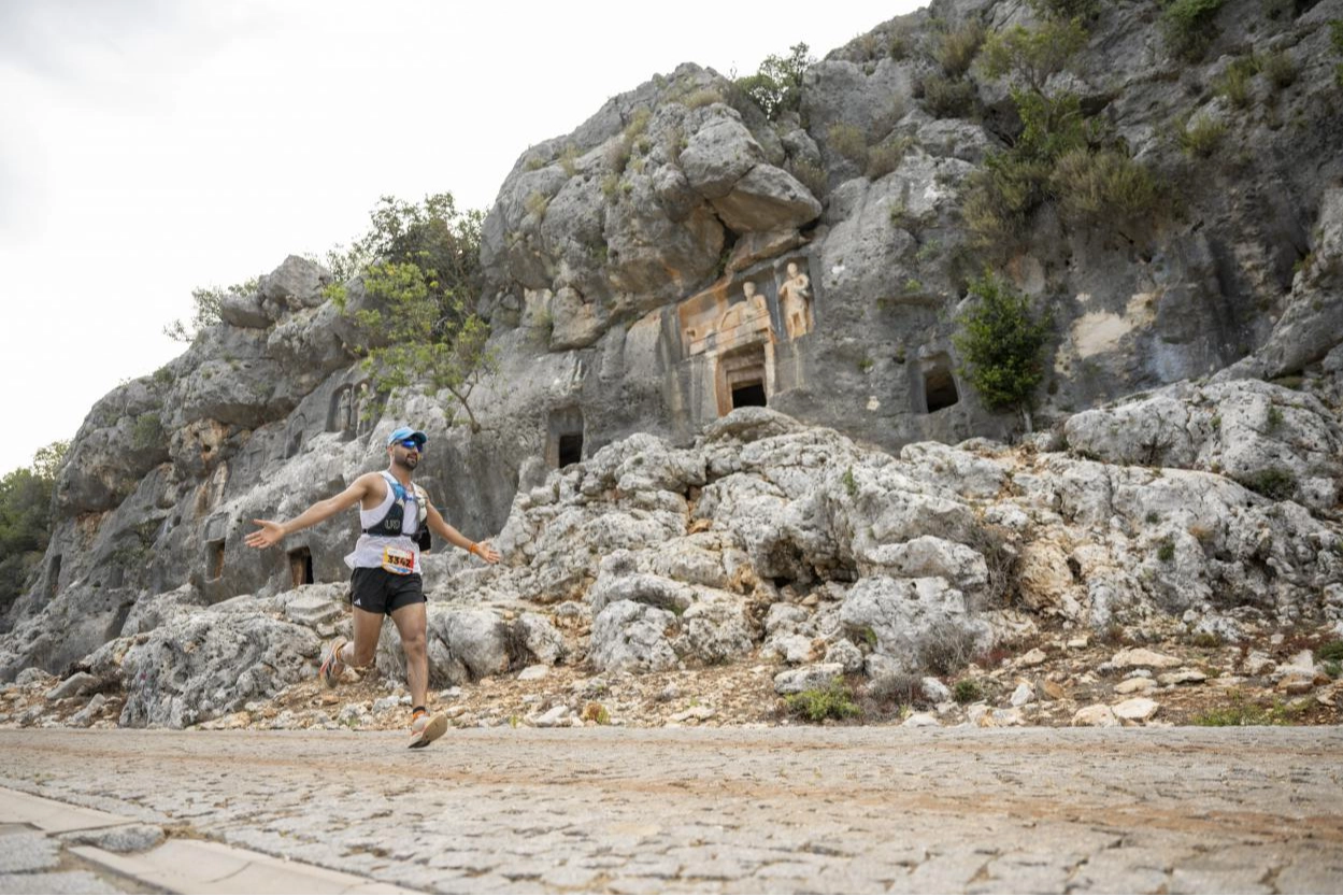 4. Kilikya Ultra Maratonu tarihin kalbinde koşuldu 