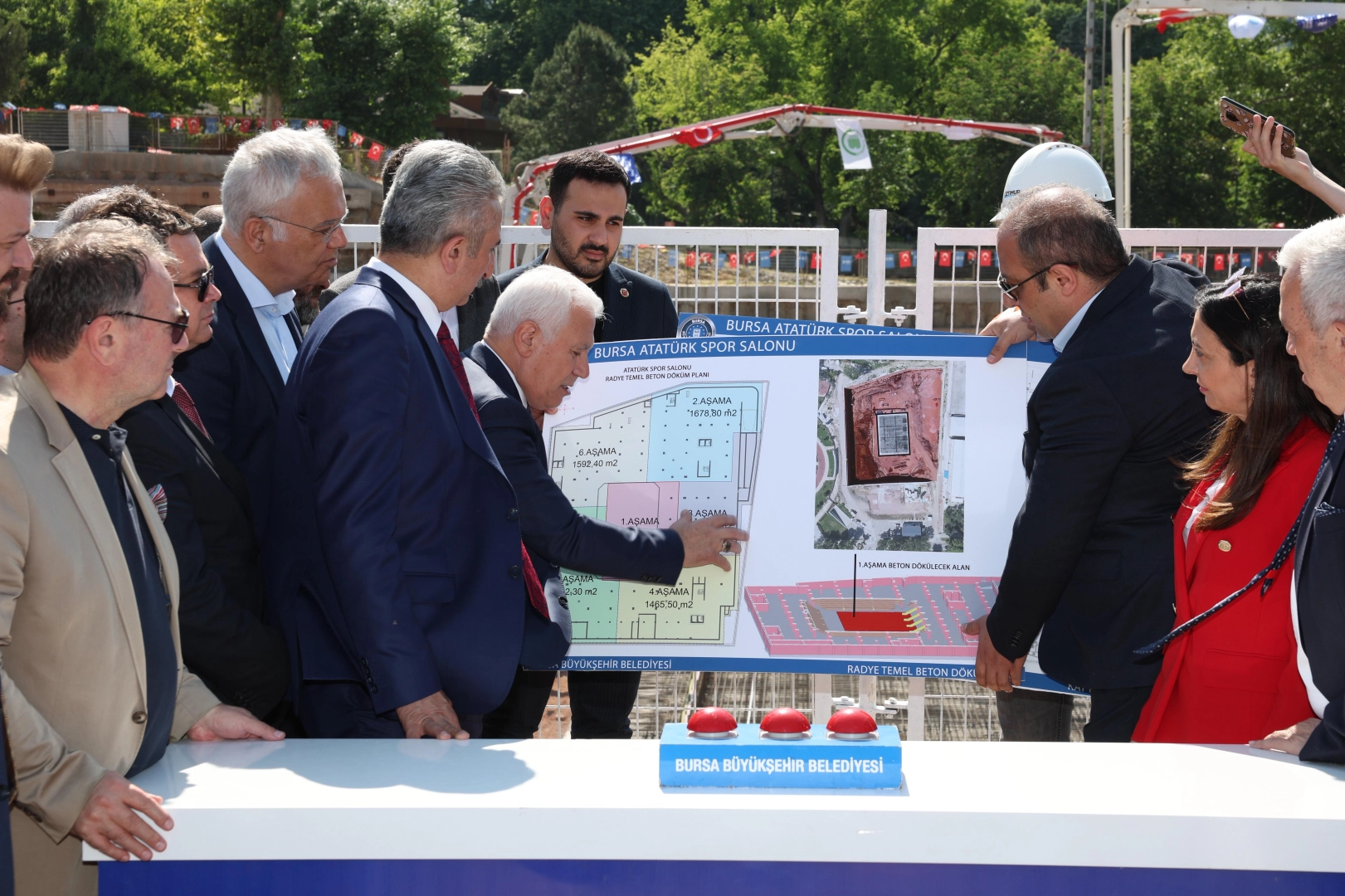 Bursa Atatürk Spor Salonu'na ilk harç! Açılış 19 Mayıs 2027'de 