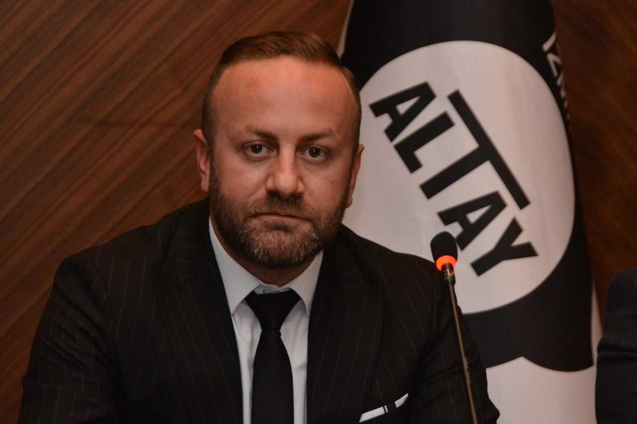 Sinan Kanlı adaylığını açıkladı 
