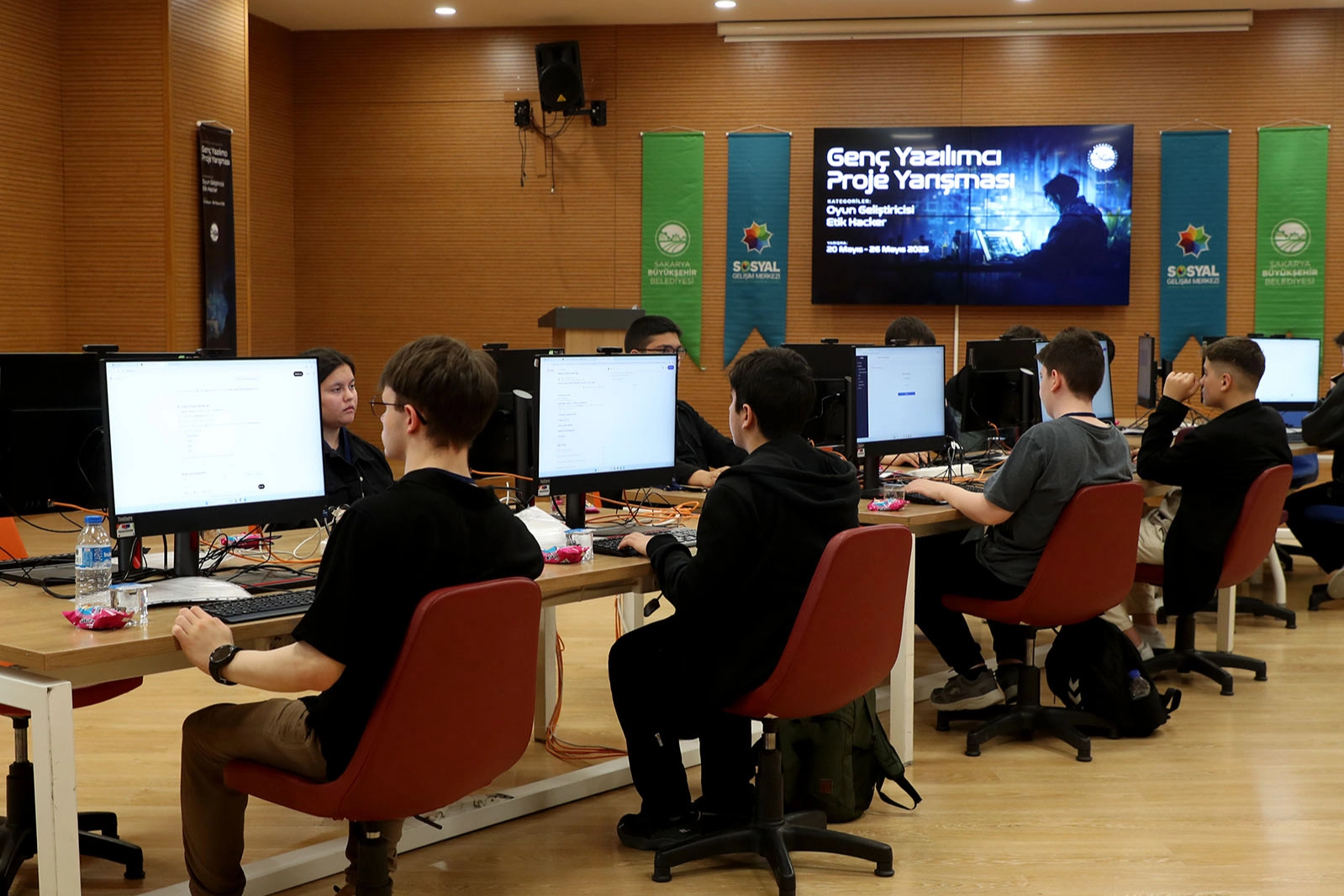 Sakarya'da ‘Etik Hacker’ yarışması tamamlandı 