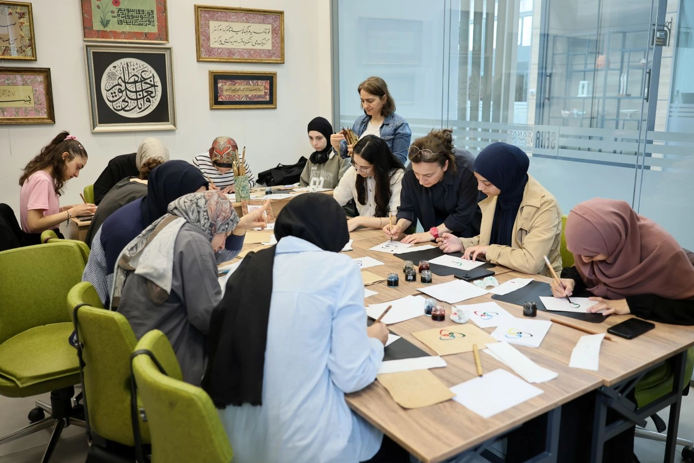 Kocaeli'de gençler sanatla buluştu 