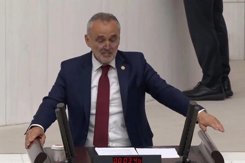 İYİ Partili Akalın, TRT'nin bütçesini Meclis'e taşıdı 