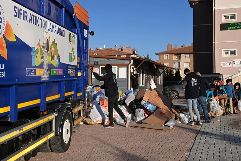 Konya Selçuklu'da okullar sıfır atık için yarıştı... 222 bin kilo atık toplandı 