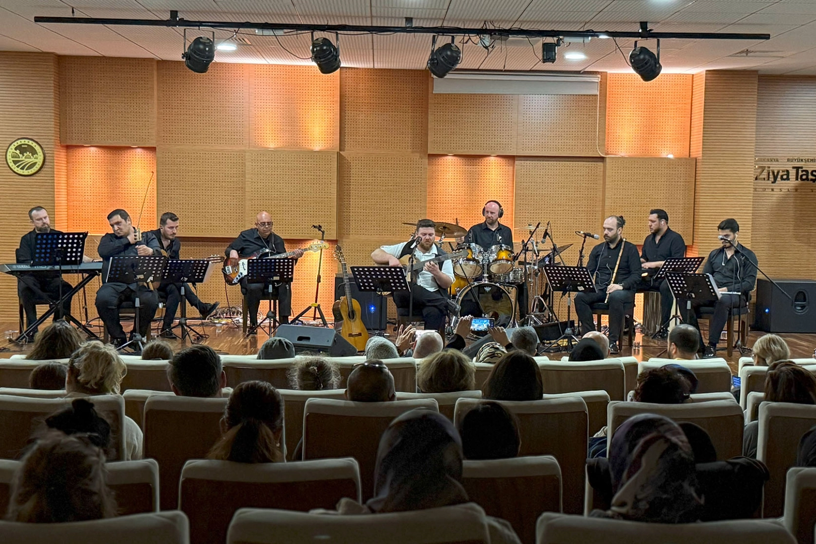 Sakarya Ziya Taşkent’te müzik dolu gece 