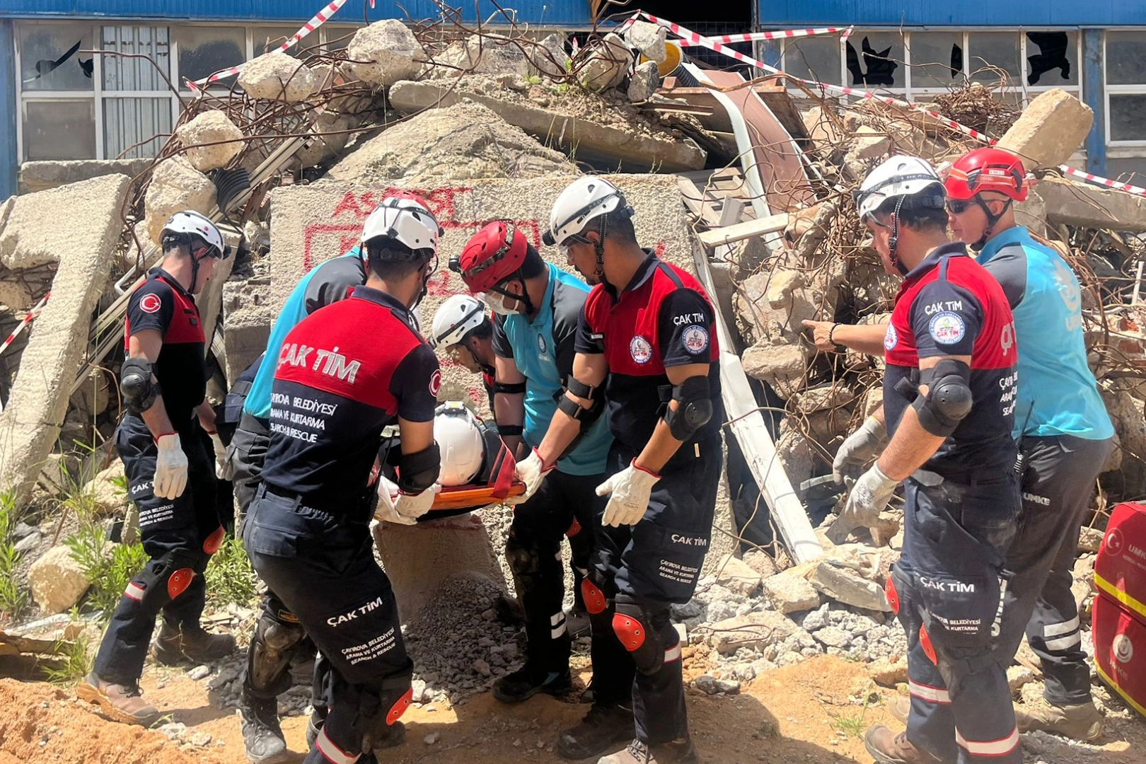 ÇAK-TİM’den başarılı deprem tatbikatı 