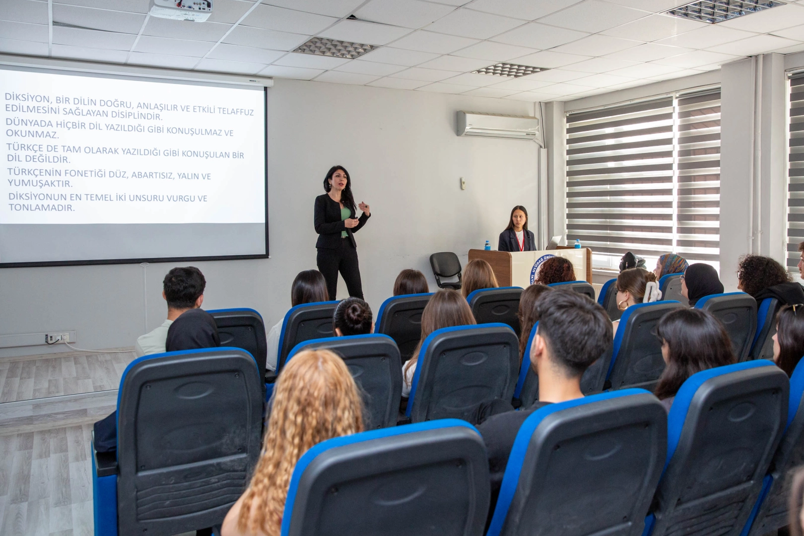 Bursa Büyükşehir'den 'Çalışma Hayatında Kariyer' semineri 