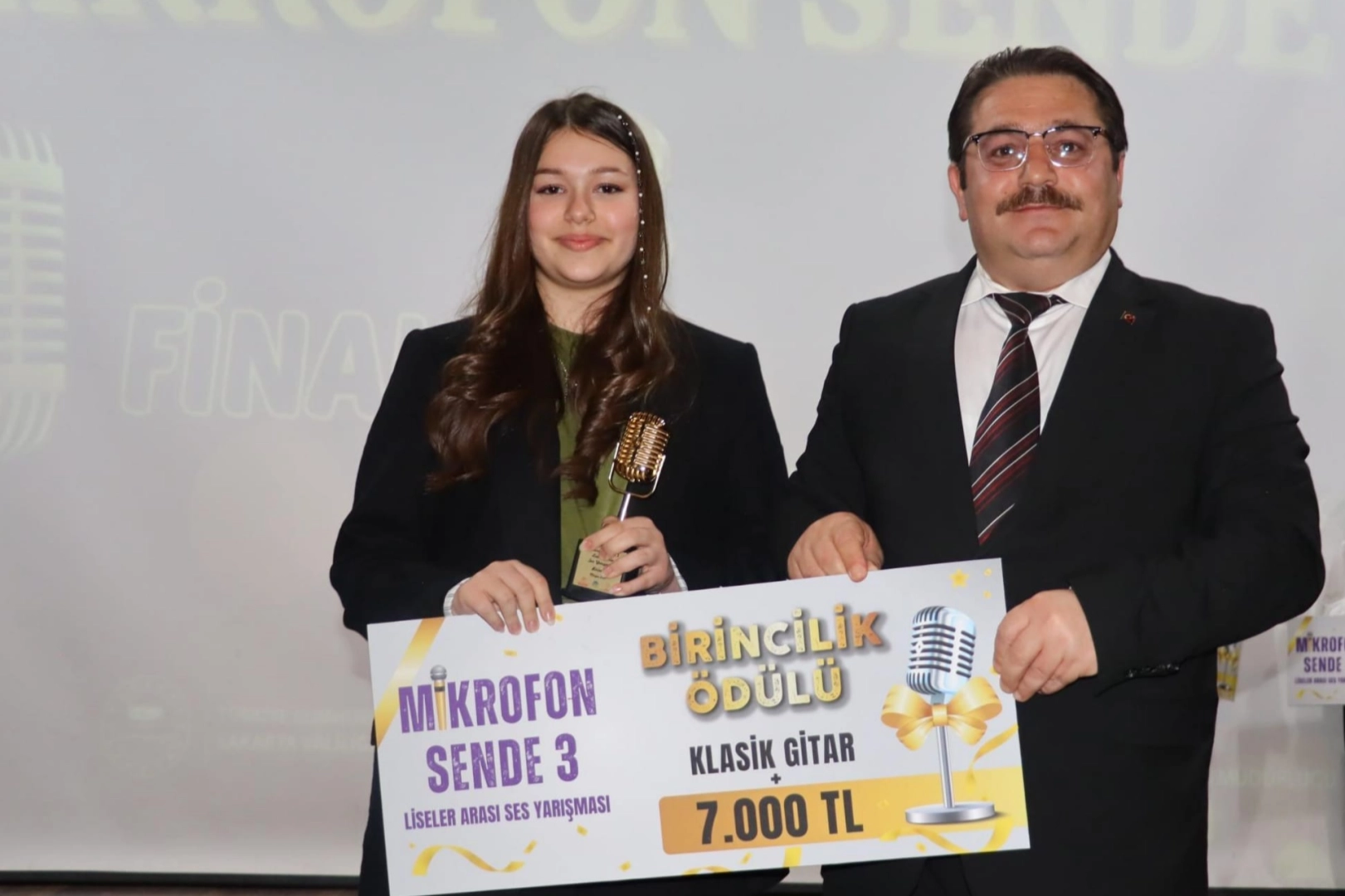 'Mikrofon Sende'nin genç sahipleri belli oldu 