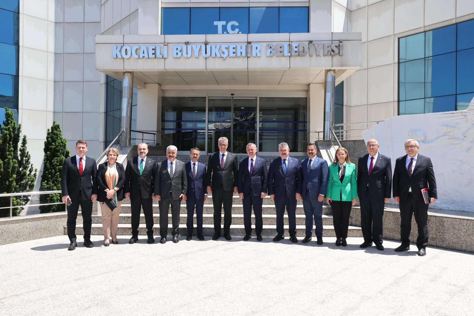 Bakan Memişoğlu'ndan Kocaeli ziyareti 