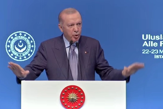 'Aile ve Nüfus 10 Yılı' ilan edildi... Cumhurbaşkanı Erdoğan: Ailesizleşme topluma huzur vermez 