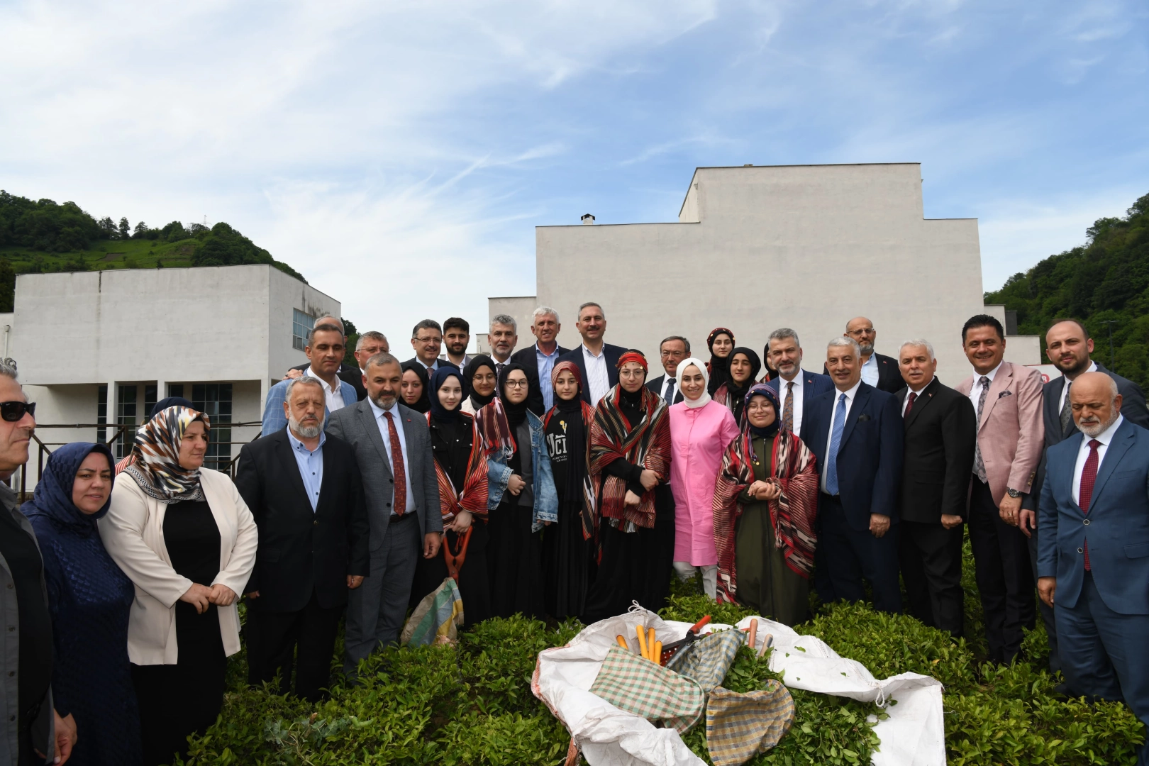 Ortahisar'da yeni bir çay fabrikası kuruluyor 