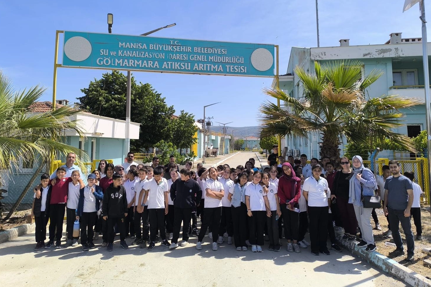 Gölmarmaralı öğrenciler arıtma tesisinde suyun değerini öğrendi 